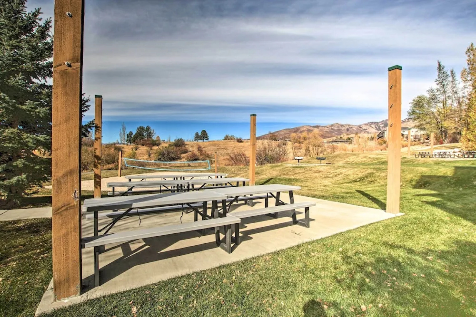 Eden Condo w/ Balcony & Views: Near Ski Slopes!