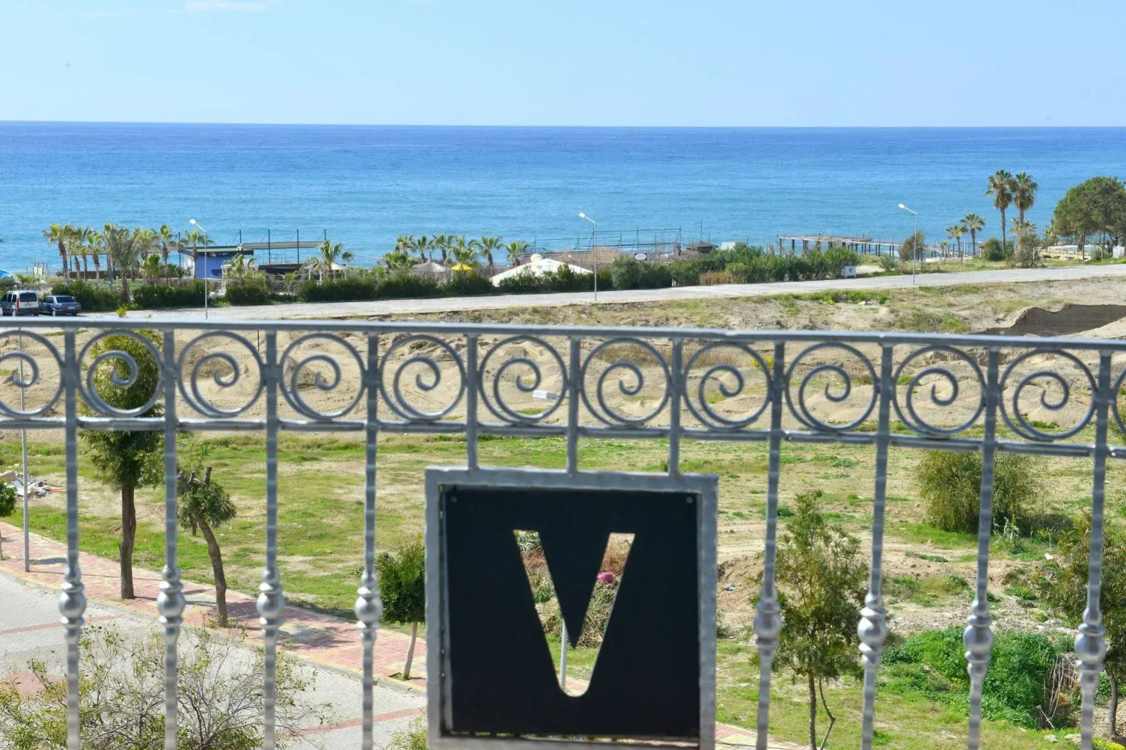 Отель Eva Beach