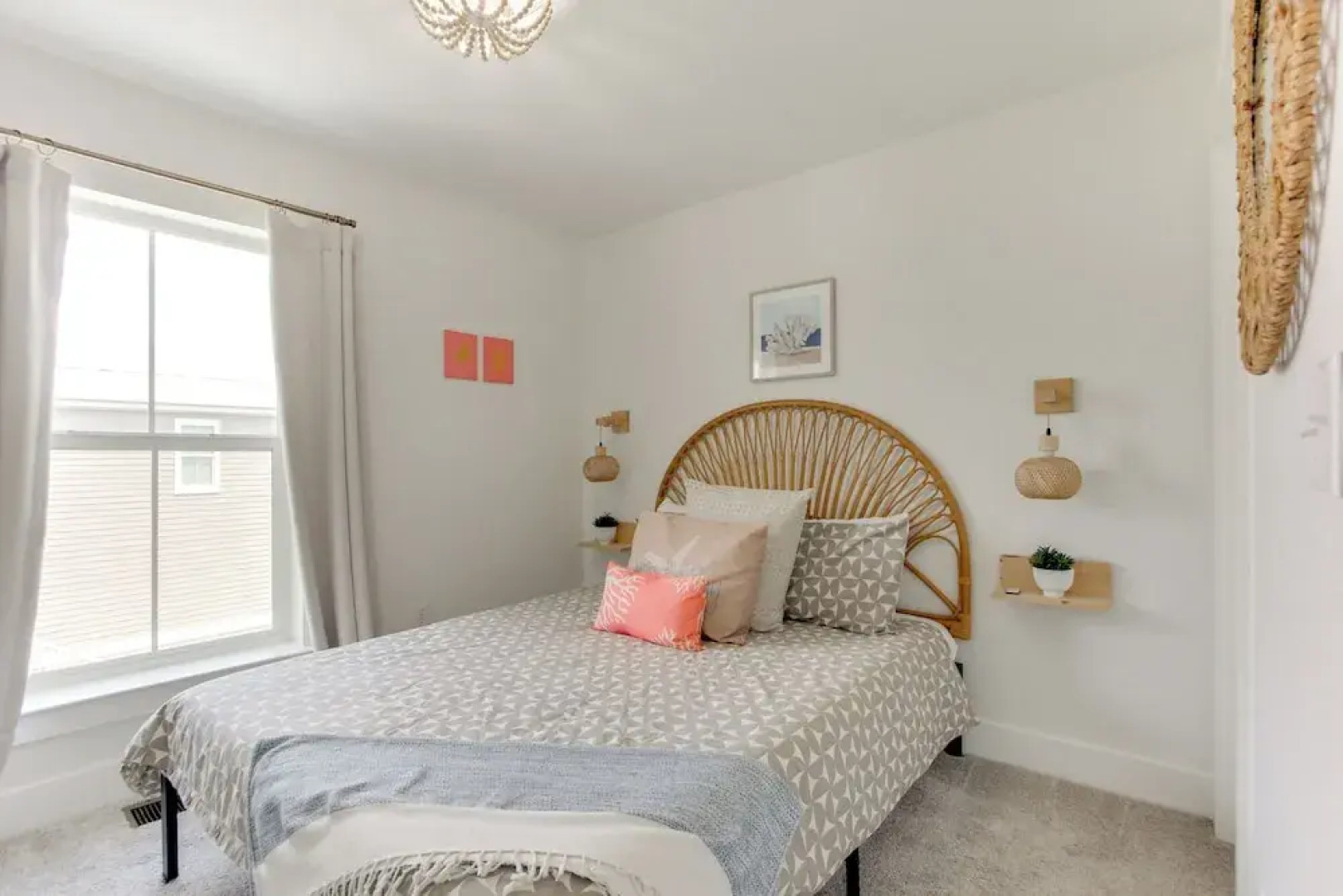 Walk to Beach: Cottage w/ Yard in Pass Christian!