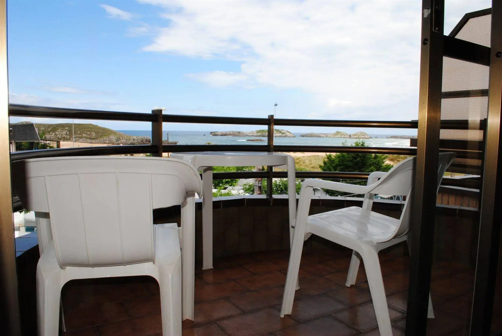 Apartamentos Turisticos Suaces