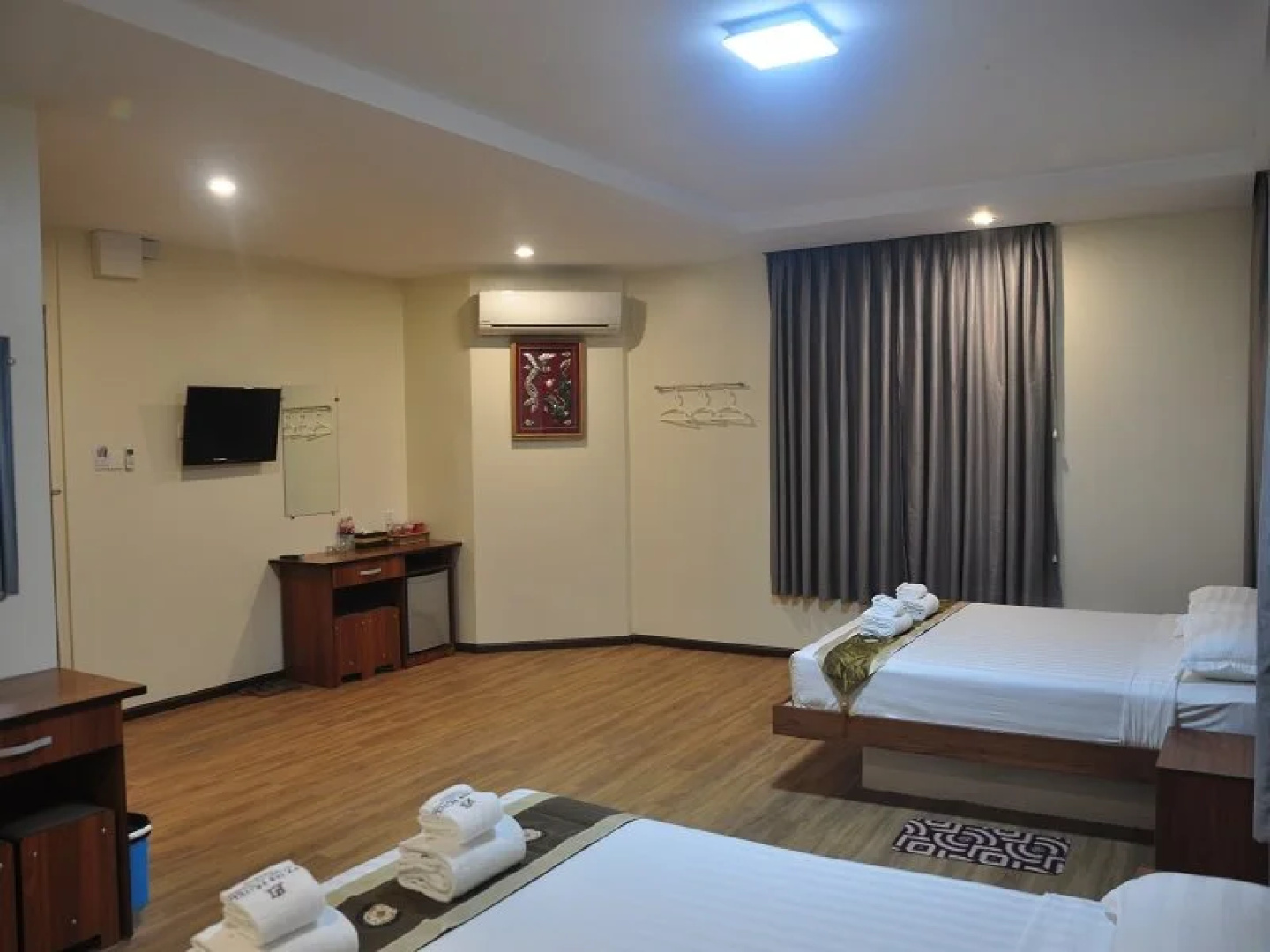 Pathi Hotel