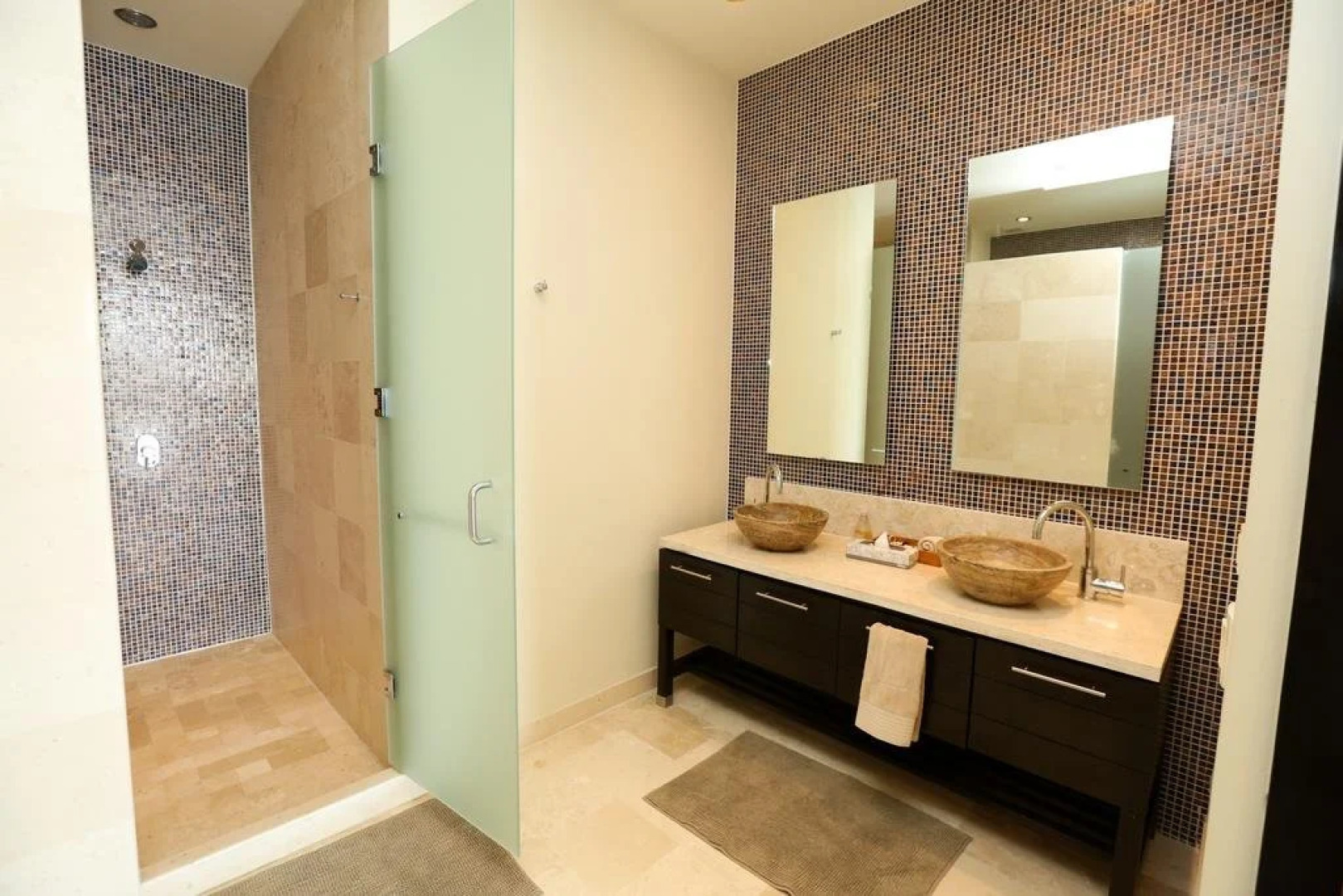 Encanto Living by Kivoya