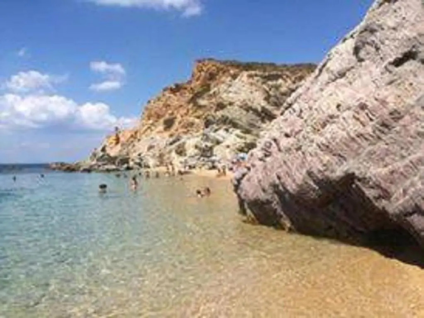 Thimari Sports & Spa with private pool and jacuzzi