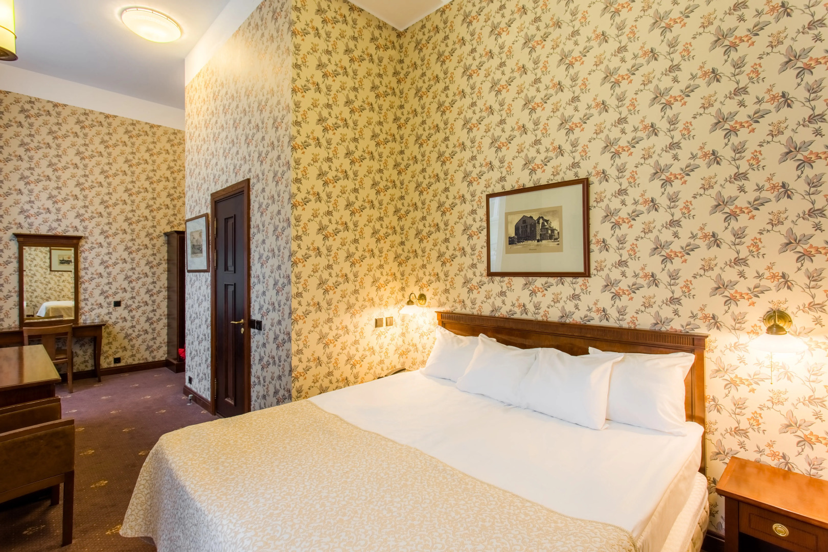 Отель Hestia Barons Старый город