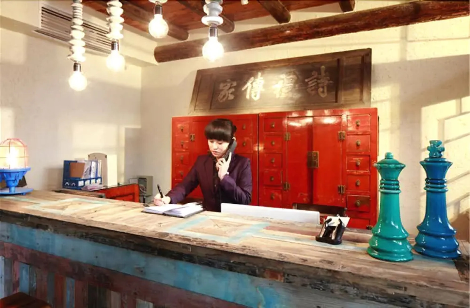 Zuoyouke Theme Hotel