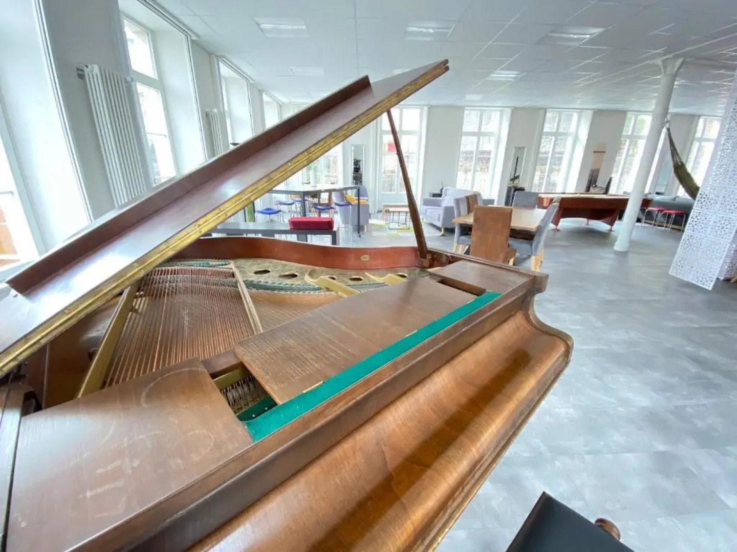 The 5 Continents - All 3 floors by Stay Swiss