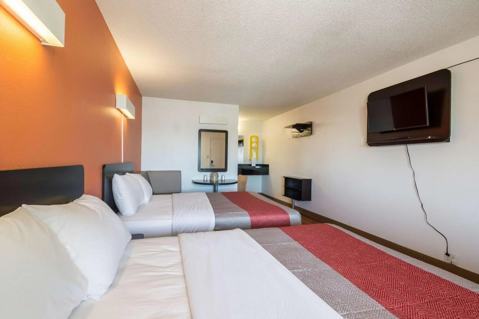 Motel 6 Indianapolis, IN – South