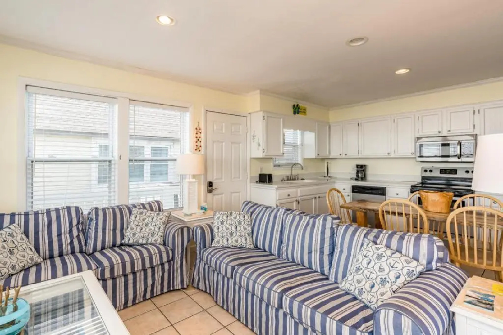 Mead Us At The Pier by Oak Island Accommodations