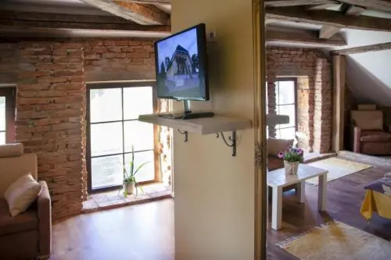 Pööni Tavern & Guesthouse