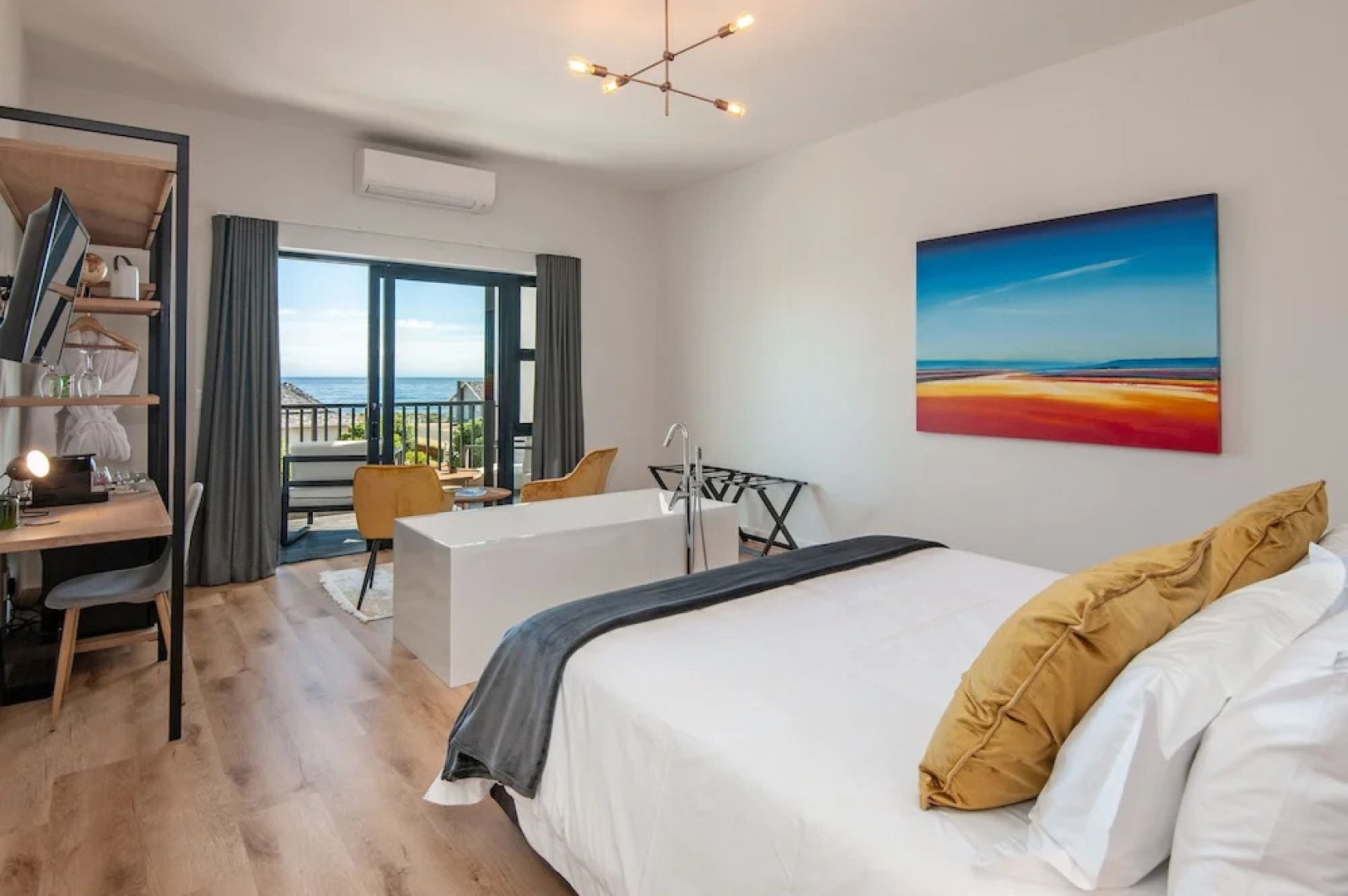 Glow Boutique Suites