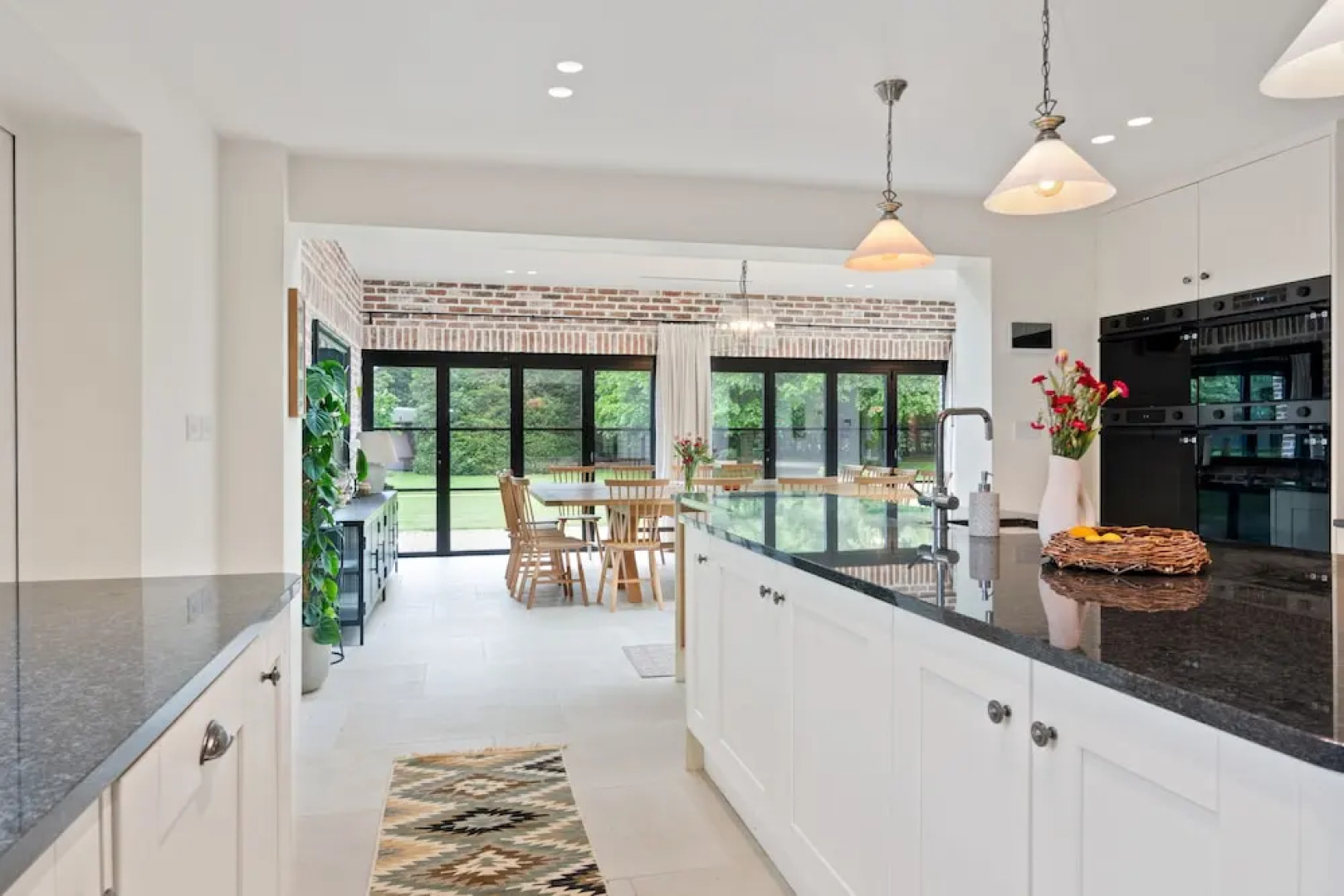 The Manor at Minstrel Court