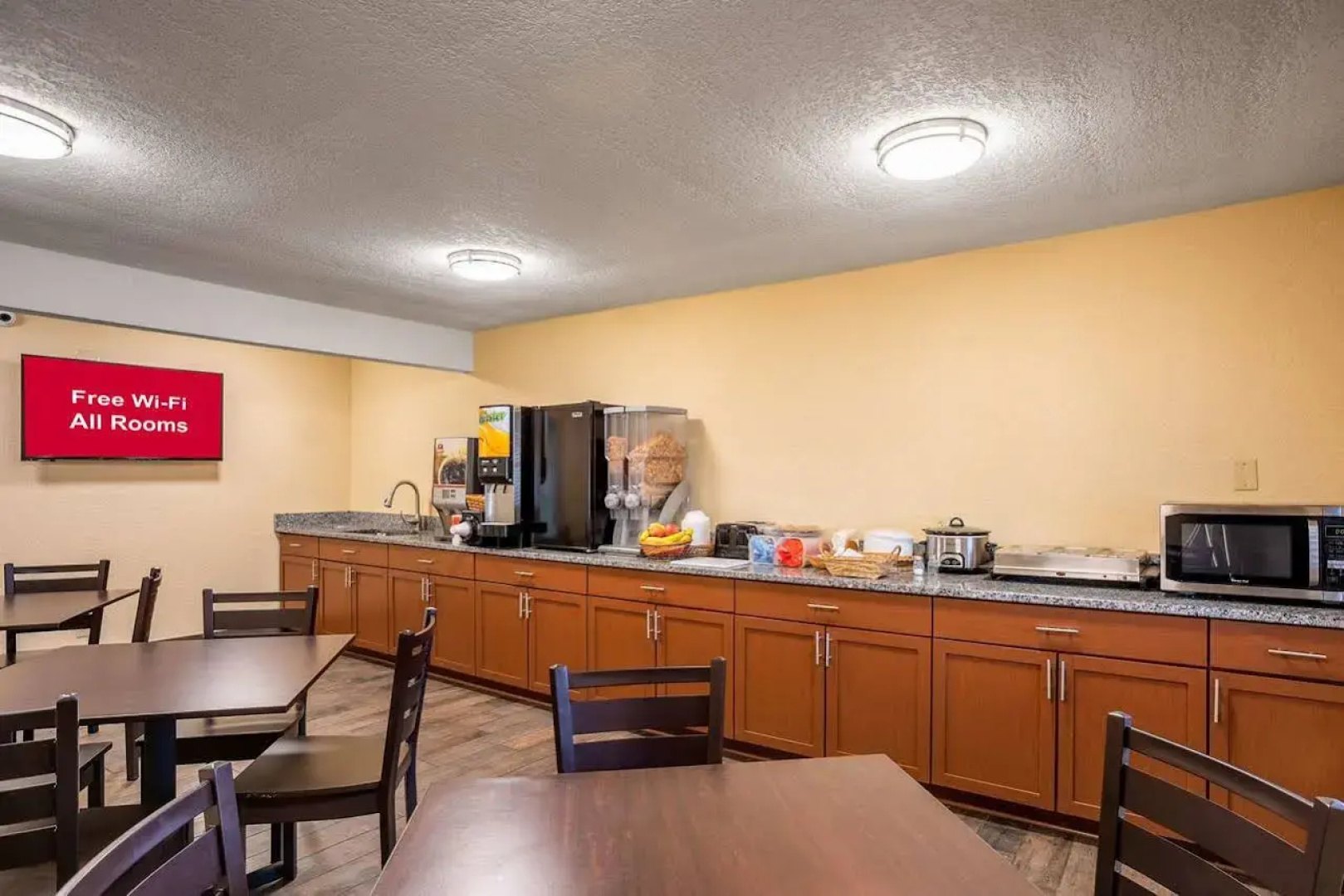 Red Roof Inn Des Moines