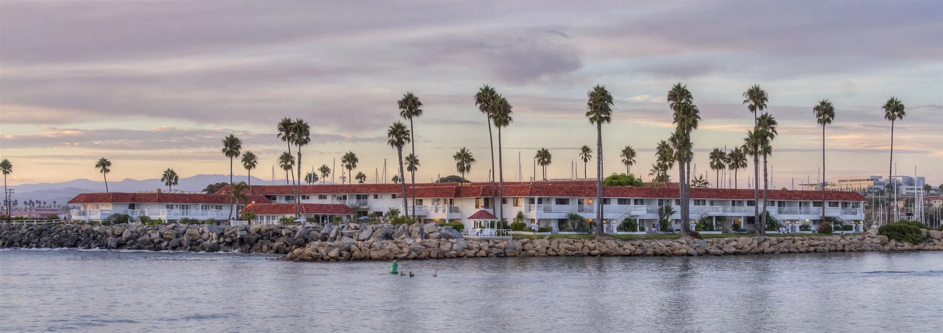 Oceanside Marina Suites