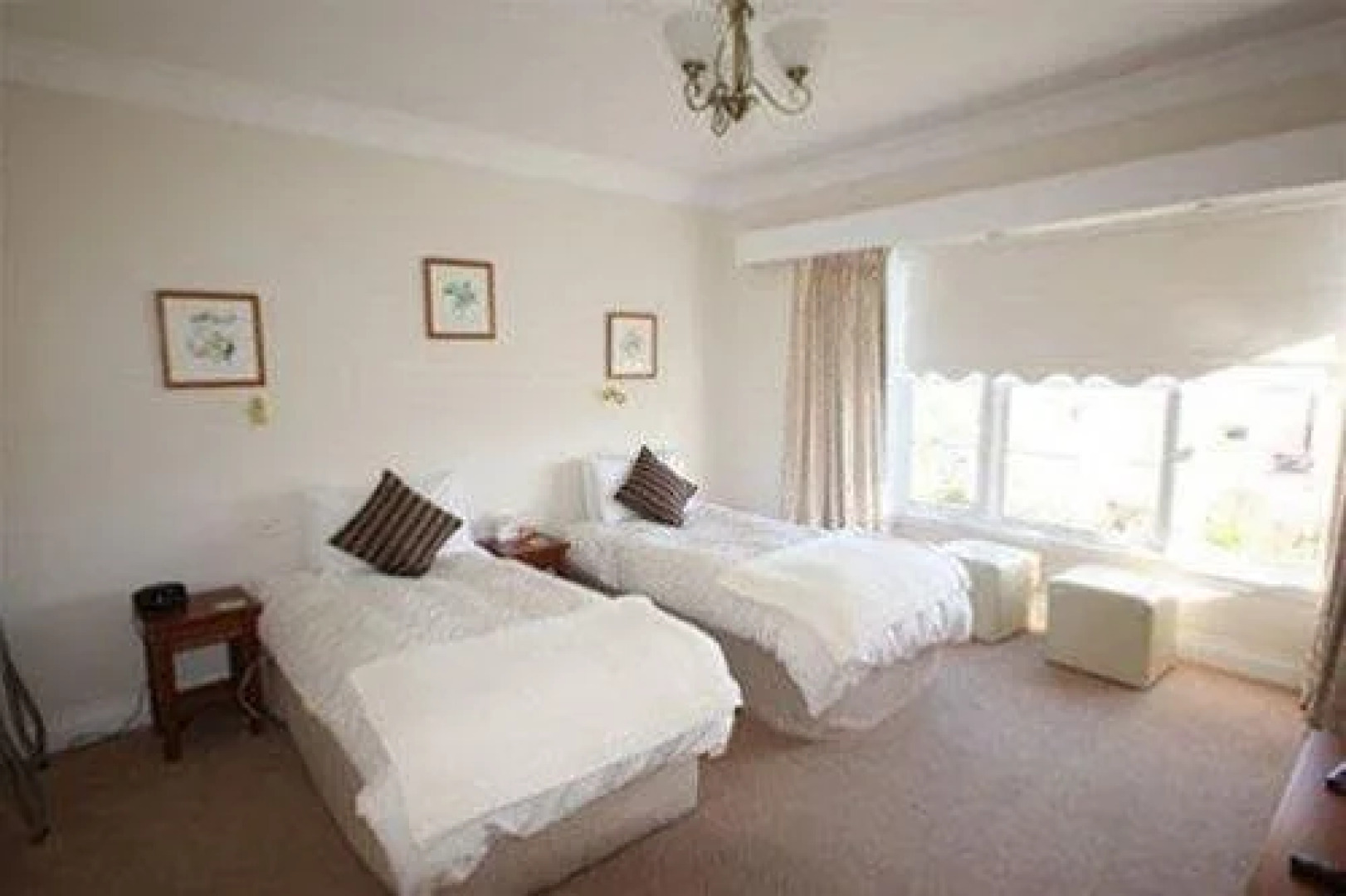 Clovelly House Accommodation