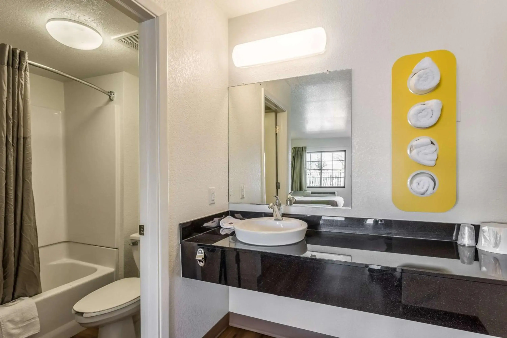 Motel 6 El Paso, TX - East