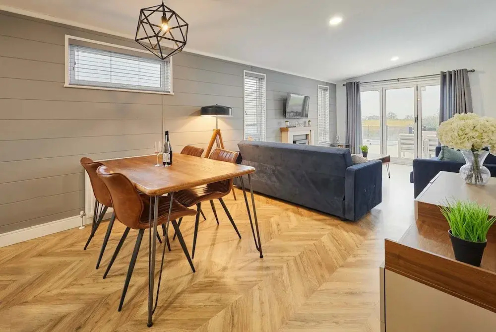 Host Stay Alder Spa Lodge