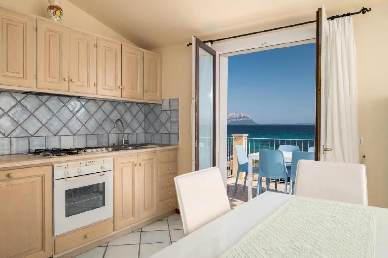 Villa Mimosa Con Piscina