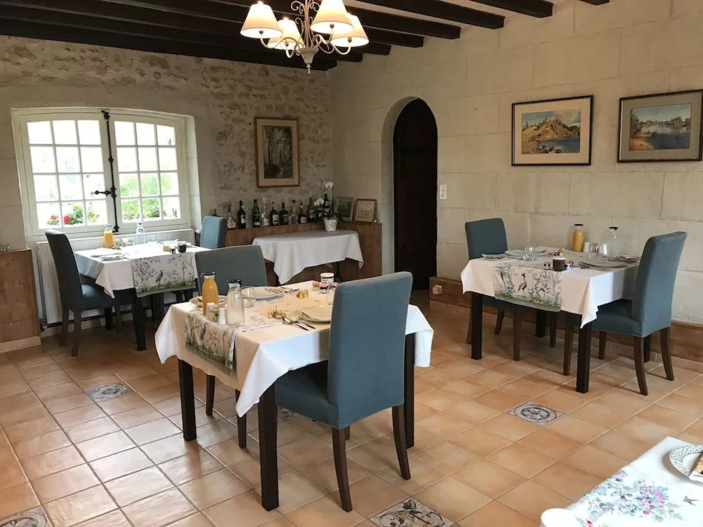 Sans Souci Bed and Breakfast with Restaurant