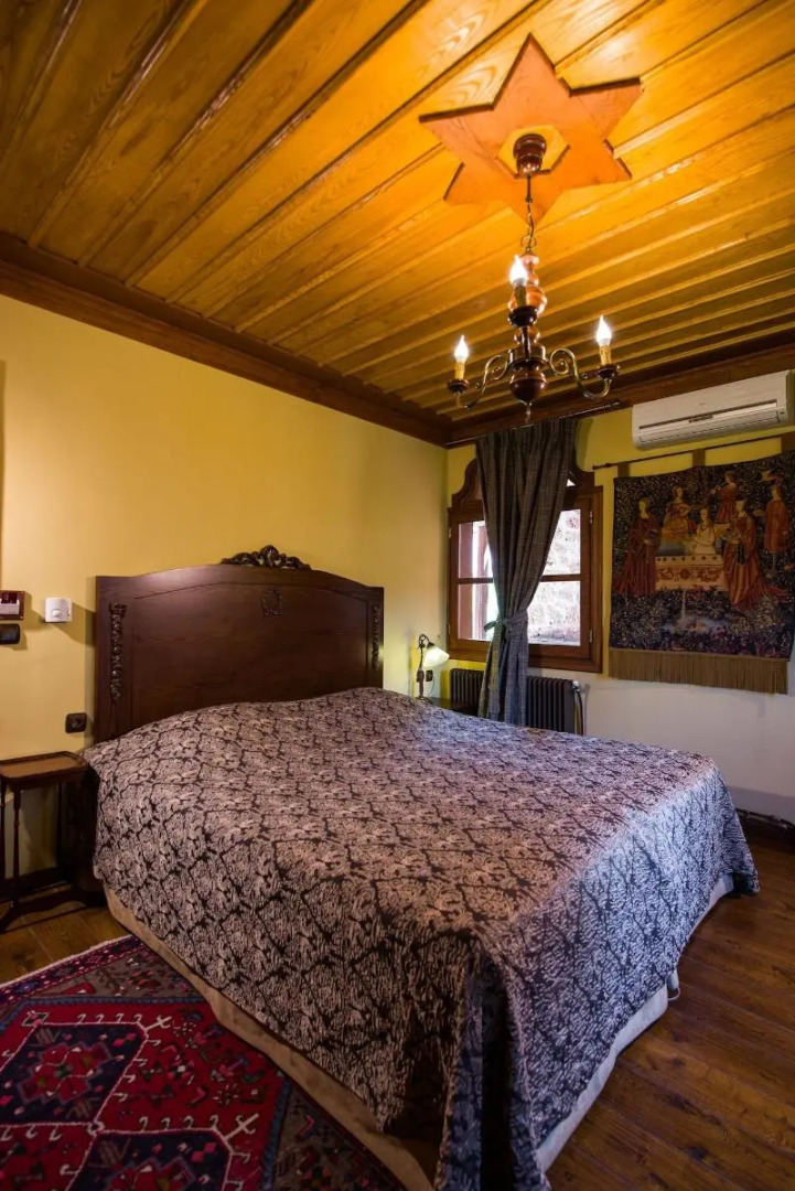 Kokkino Spiti Boutique Hotel