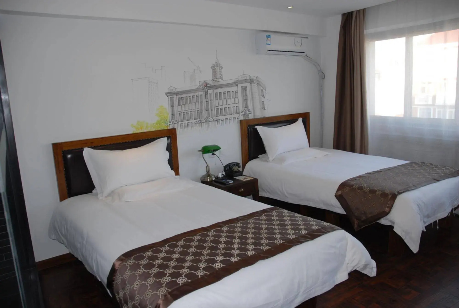 时光漫步怀旧主题酒店(天津国展中心店)