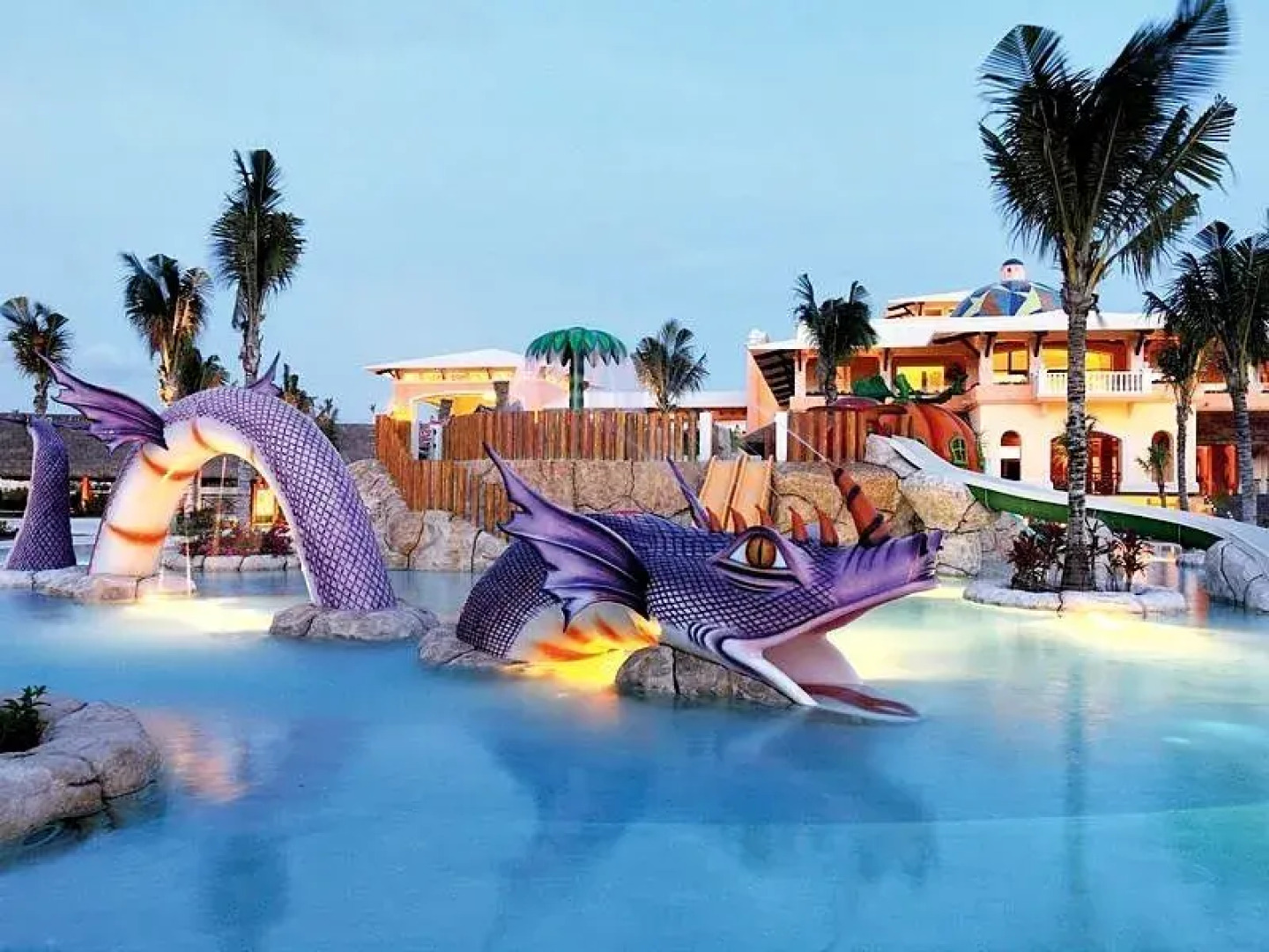 Club Premium Deluxe At Barcelo Maya Palace Deluxe