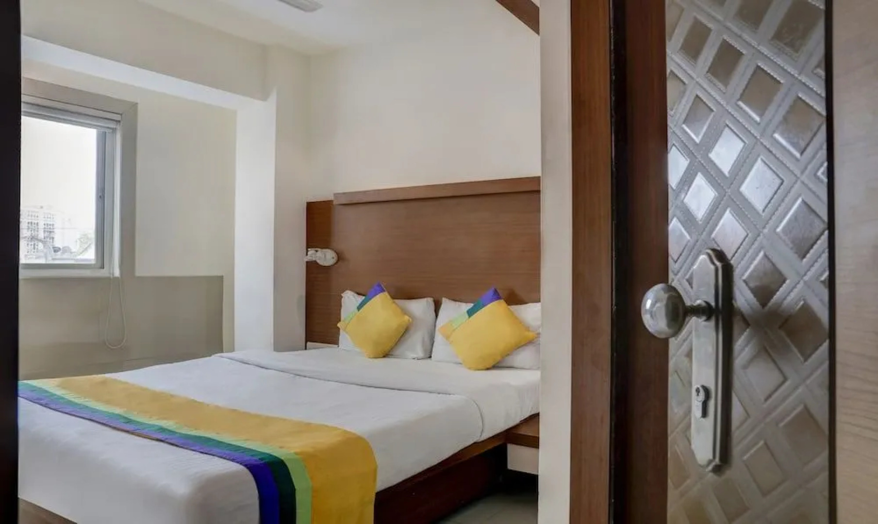 Treebo Trip Everest Lodging