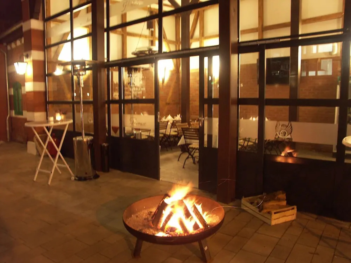 Zum Kaiserlichen Postamt