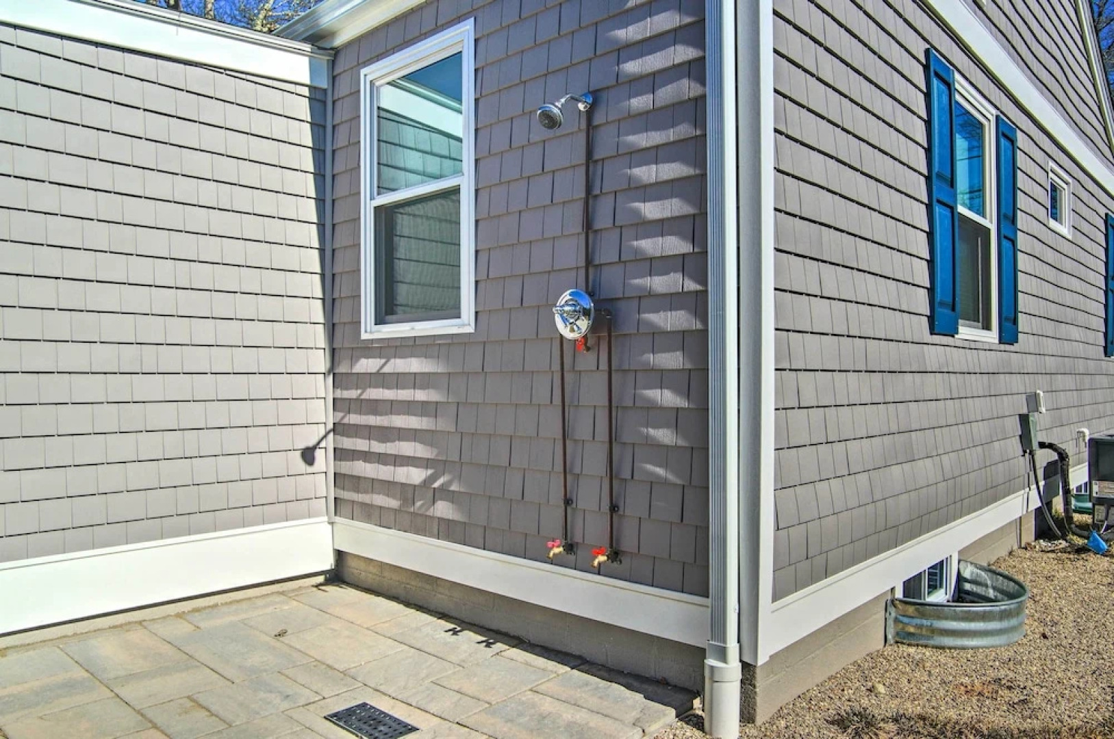 Walk to Shore: Updated Buzzards Bay Cottage!
