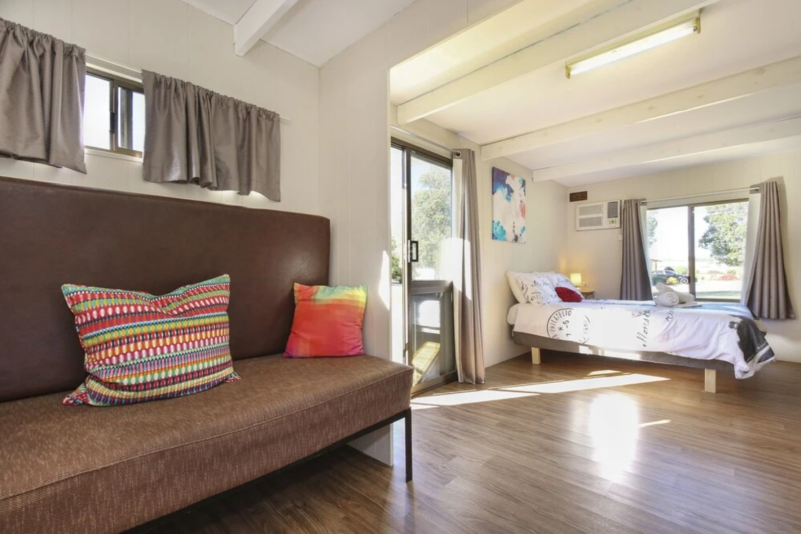 Serpentine Falls Park Home & Tourist Village