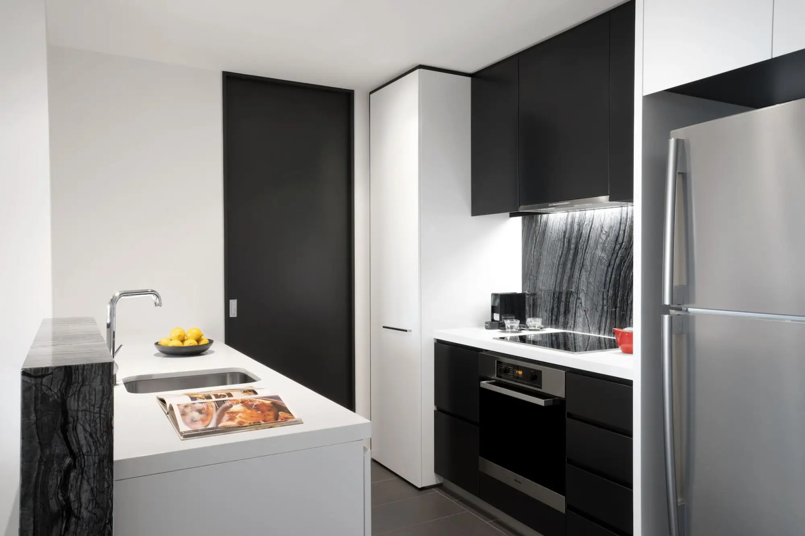 Peppers Gallery Hotel Canberra