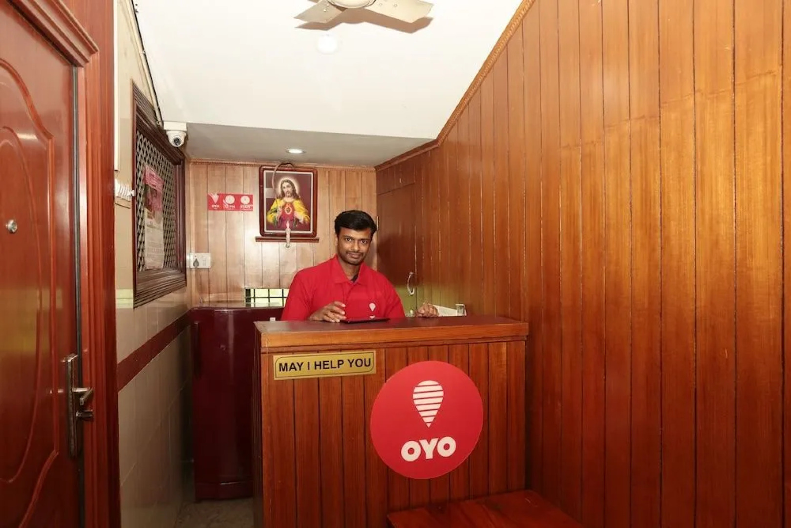 OYO 6711 Geojo Residency