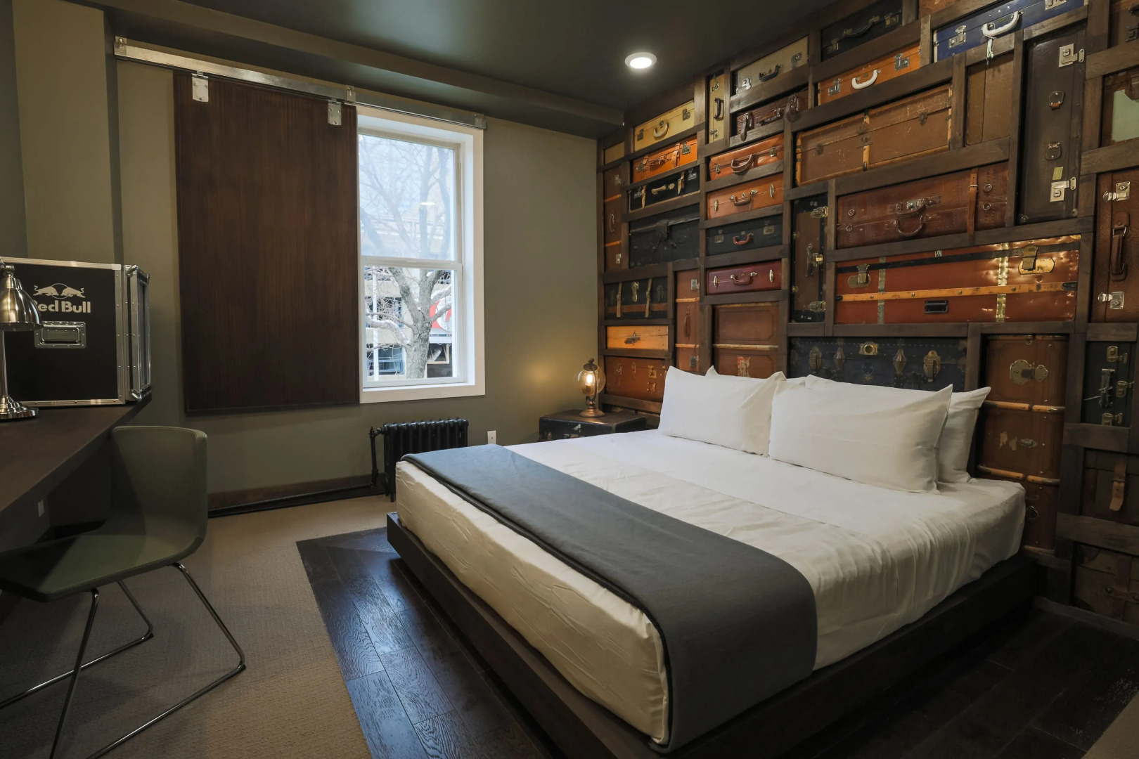 Crash Hotel Downtown Edmonton