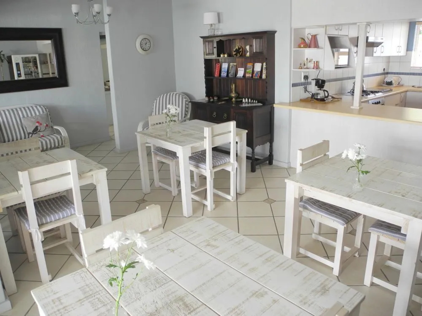 Beachcombers Bed & Breakfast