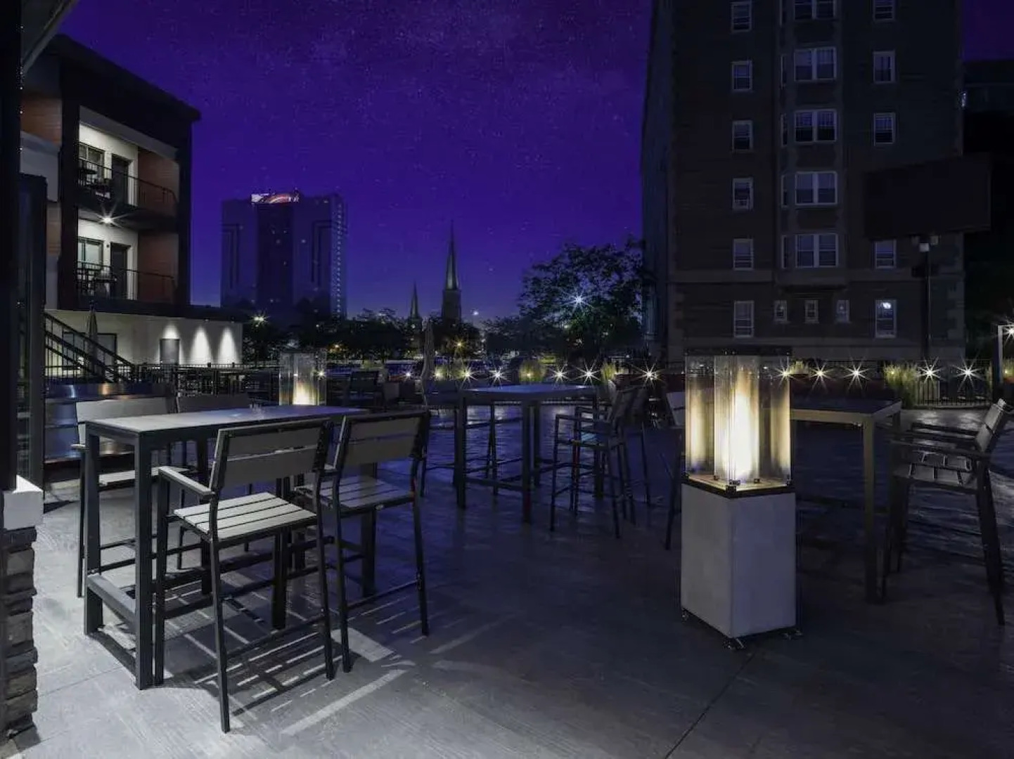 Econo Lodge At The Falls