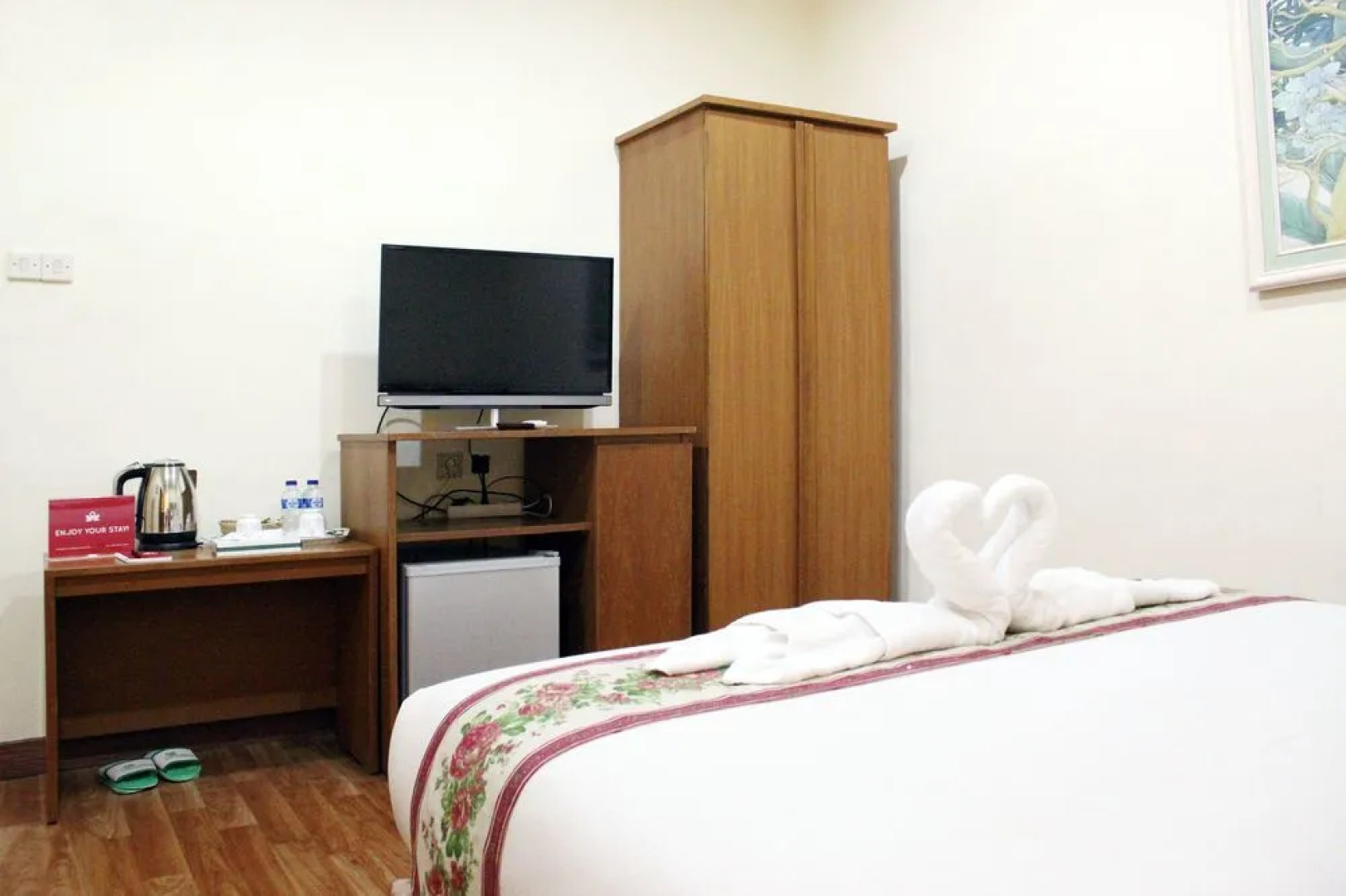 ZEN Rooms K. H. Moh Toha Ciawi