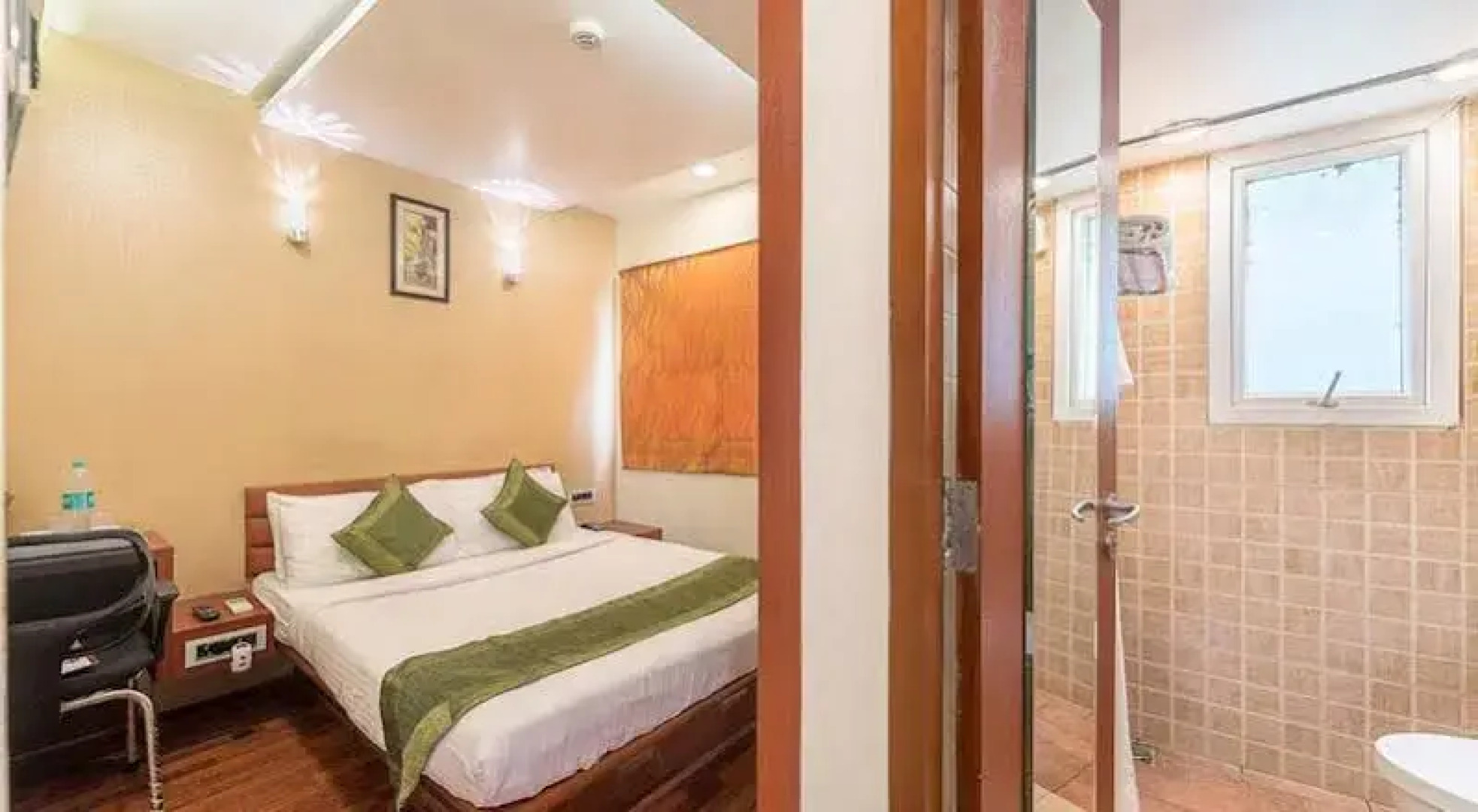 Flagship 479 By OYO Rooms