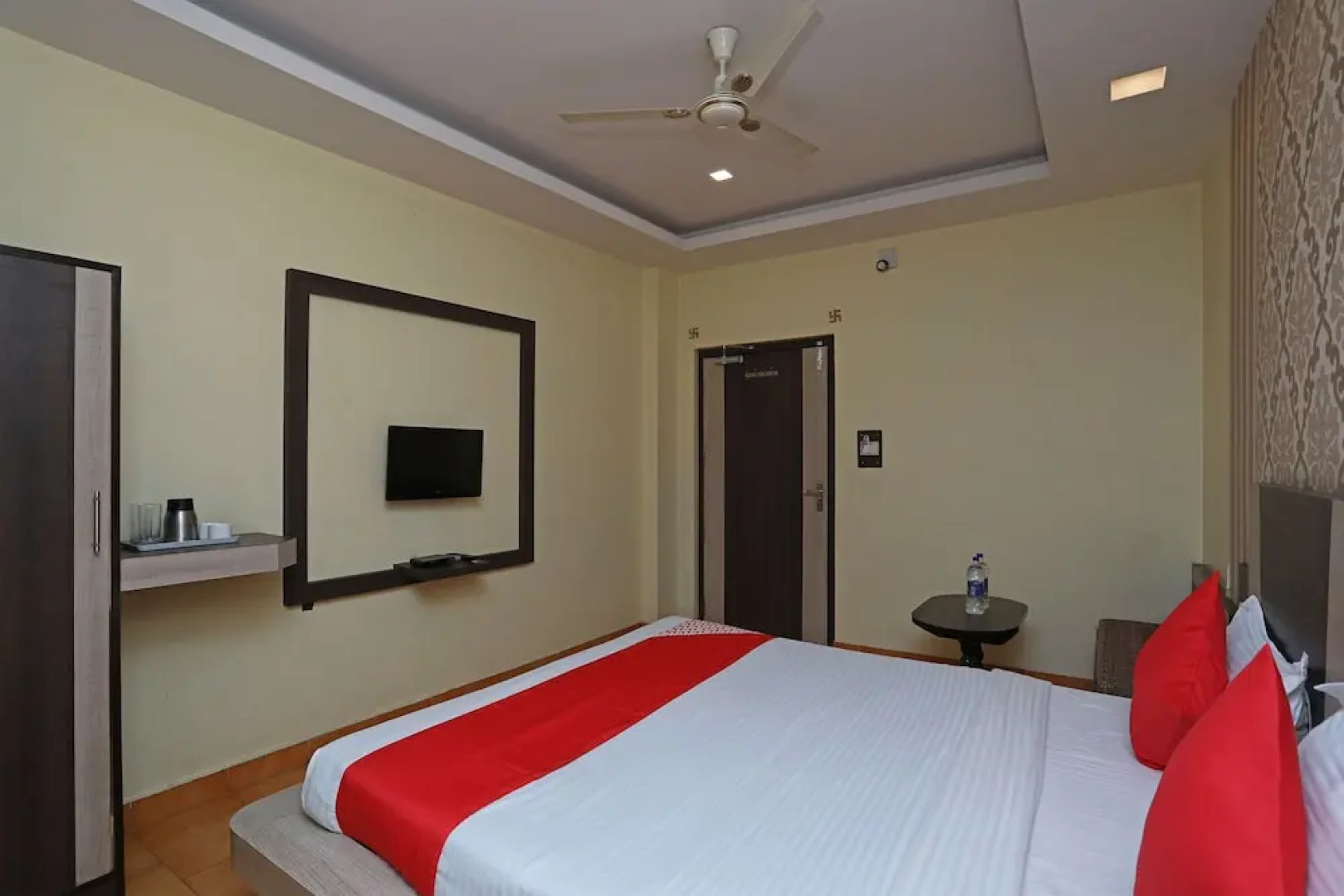 OYO 29689 Hotel Pramod