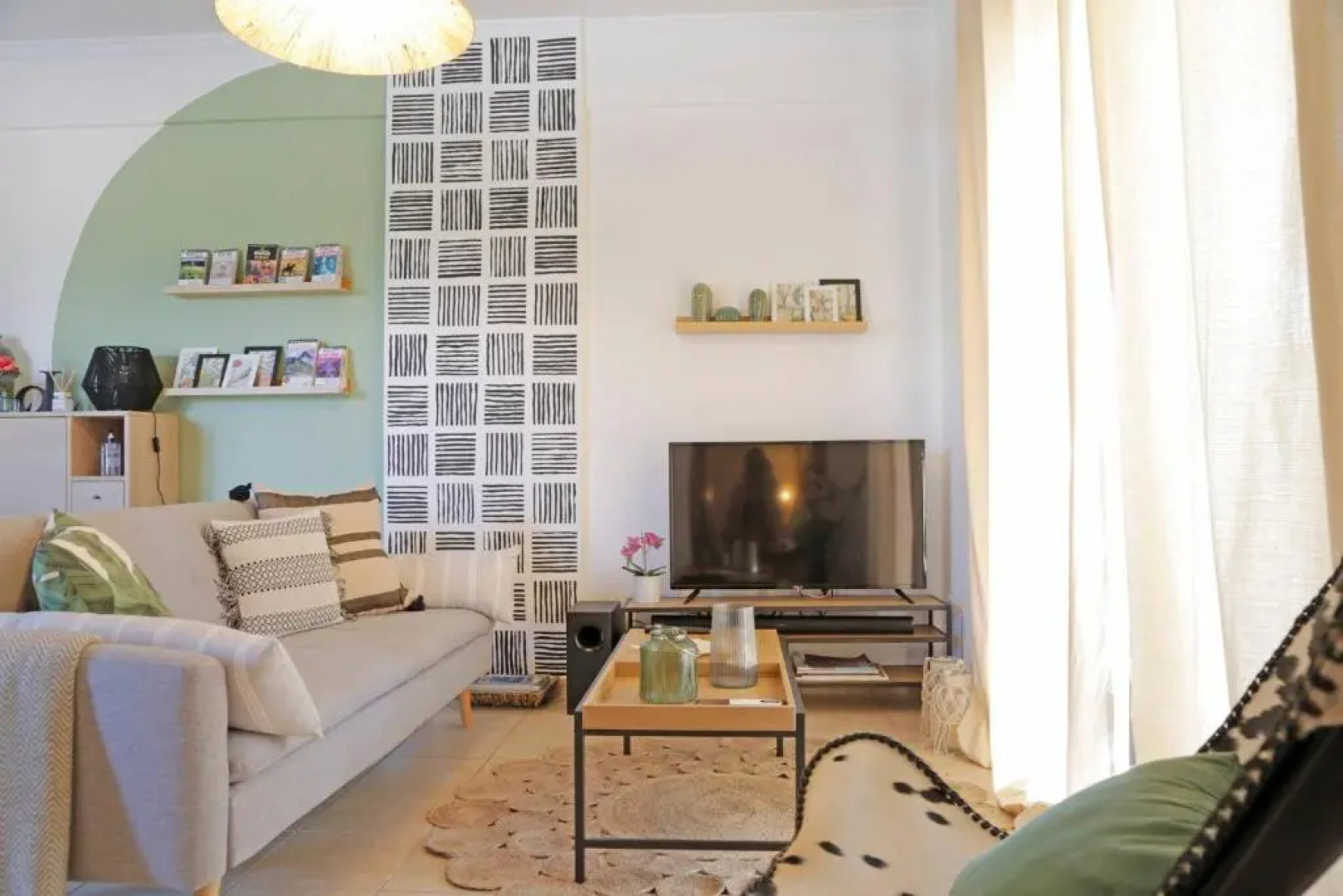 "new-olivaholidayhomes - Boho Studio +pool"