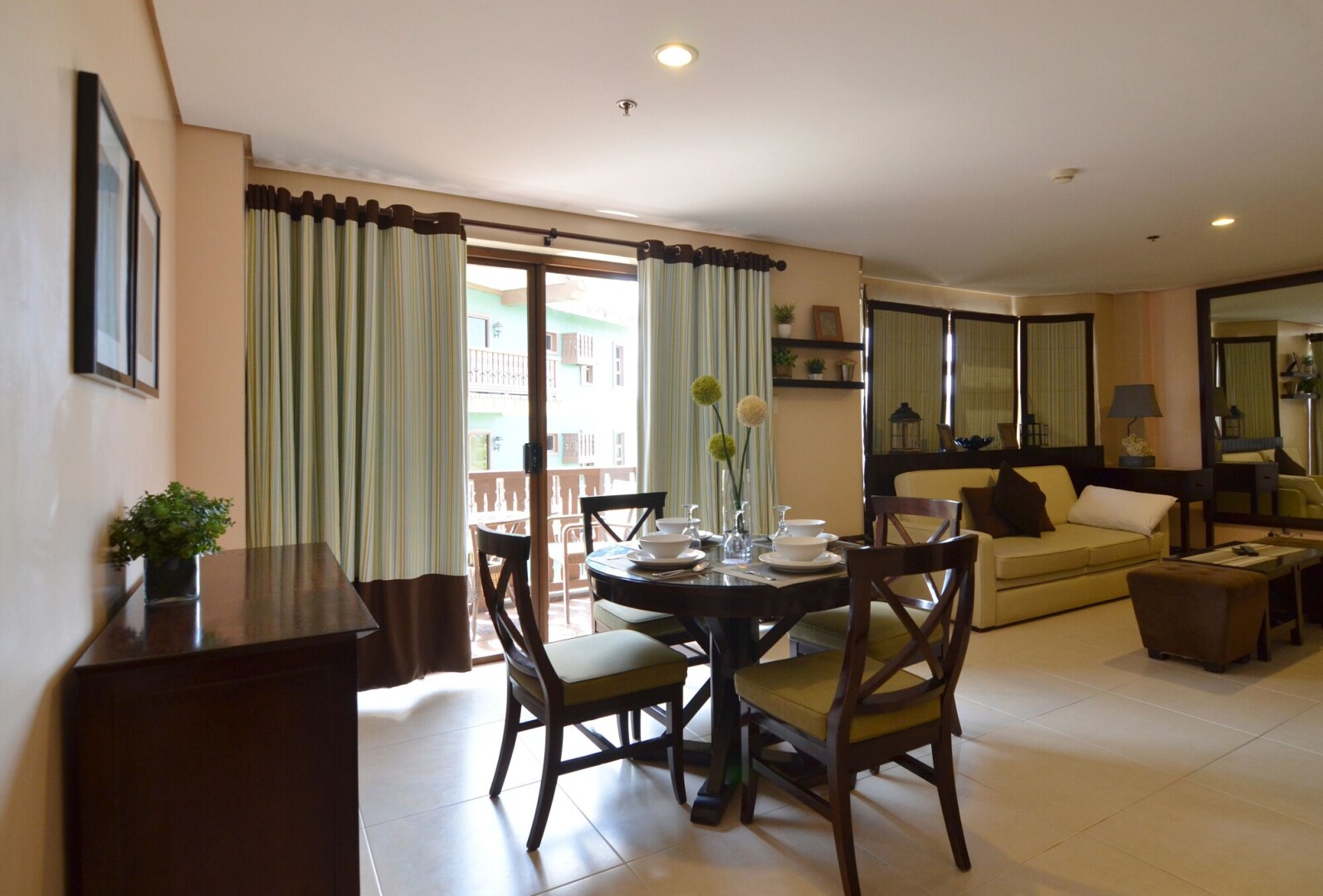 Crosswinds Resort Suites