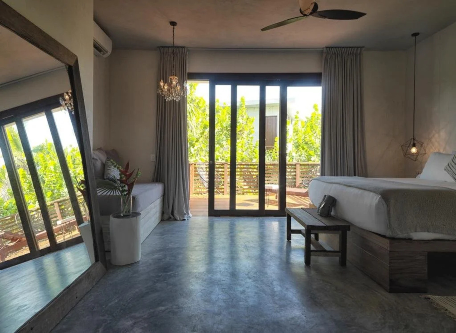 Lula Tulum, a Small Luxury Hotel