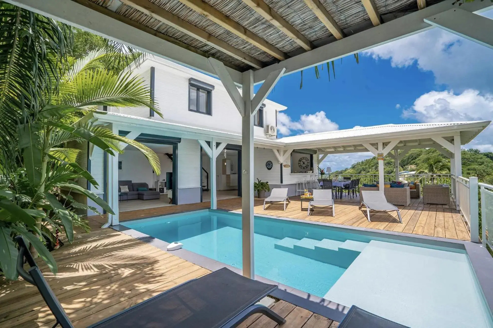 Villa Lanati, 4 ch avec piscine & vue campagne