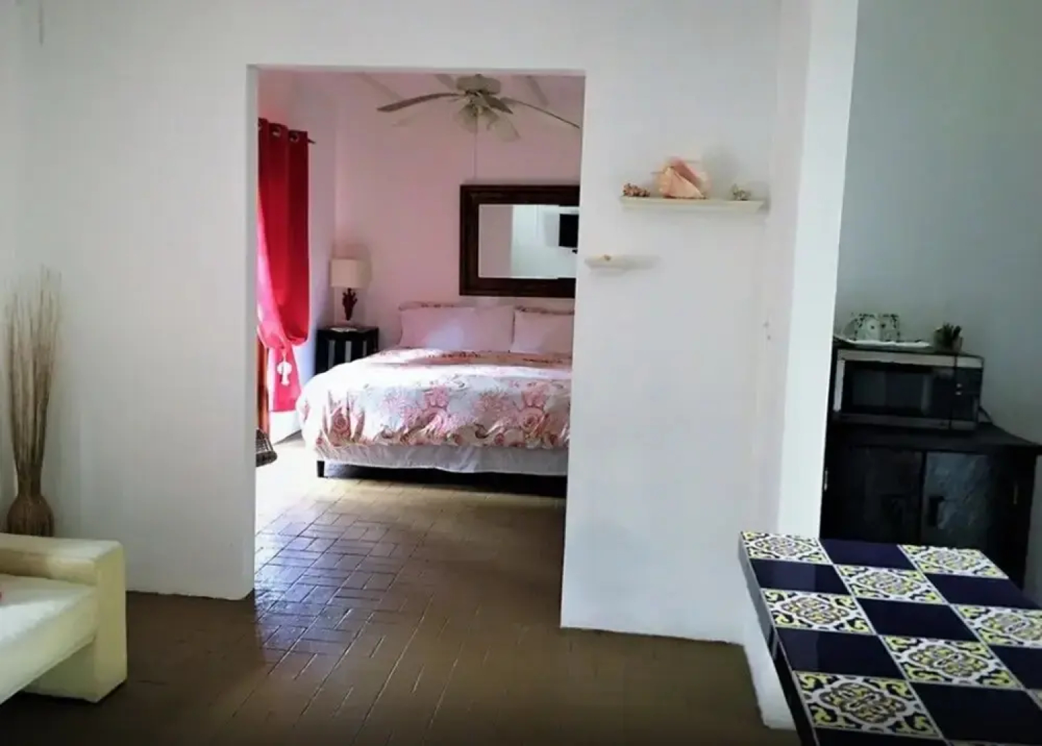 Perla Real Inn