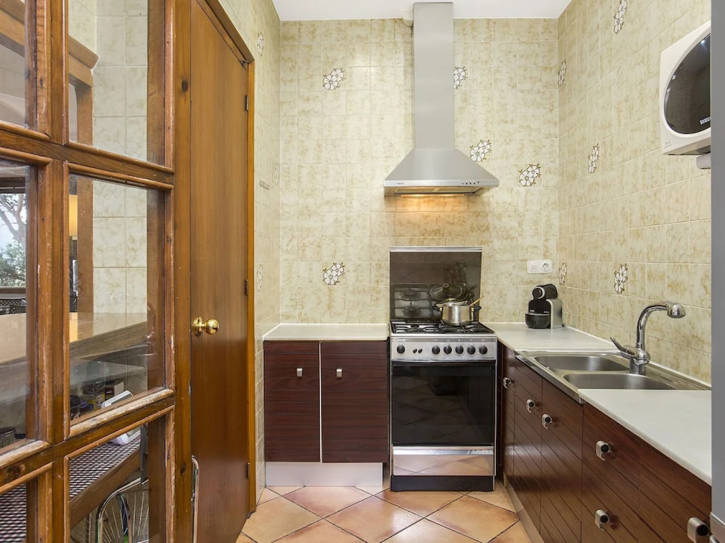 Luxurious Villa in Tordera With Private Pool and Garden