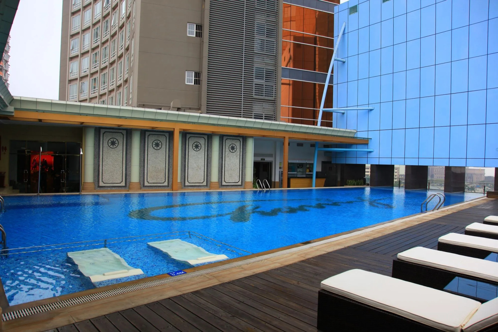 Zhuhai Charming Holiday Hotel