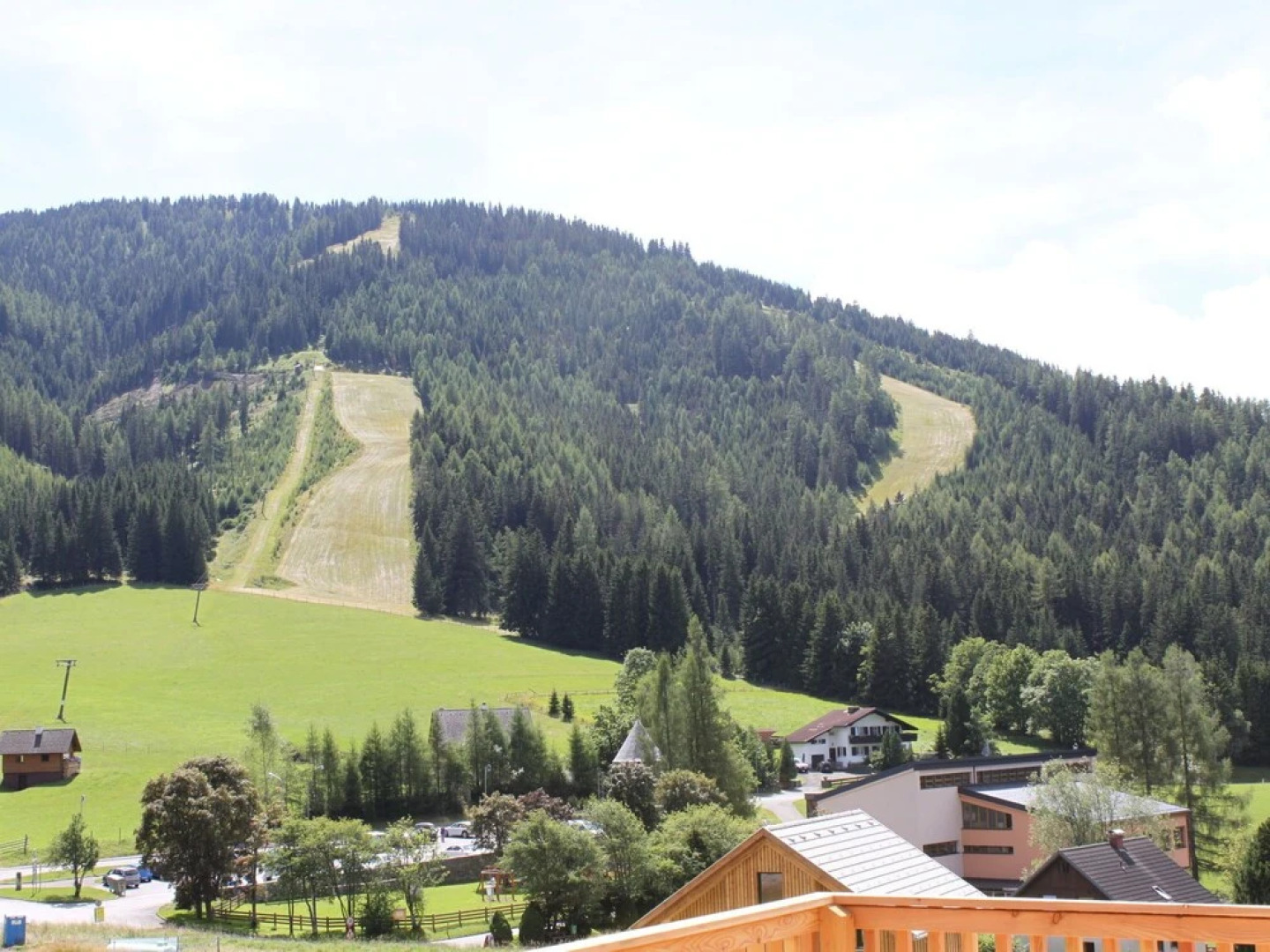 Wooden Chalet with Wellness Centre in Hohentauern