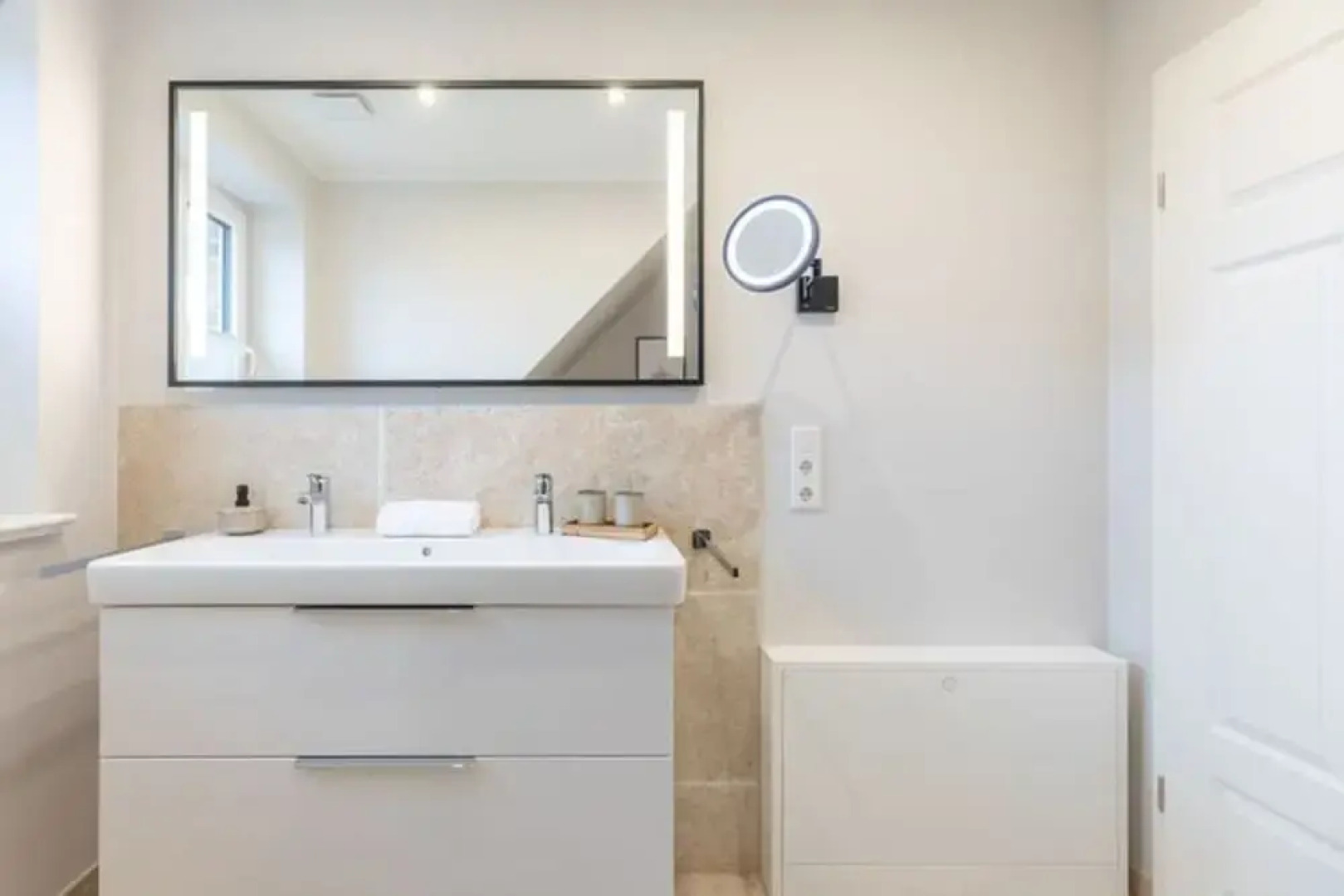 Moderne Doppelhaushalfte in Niebull