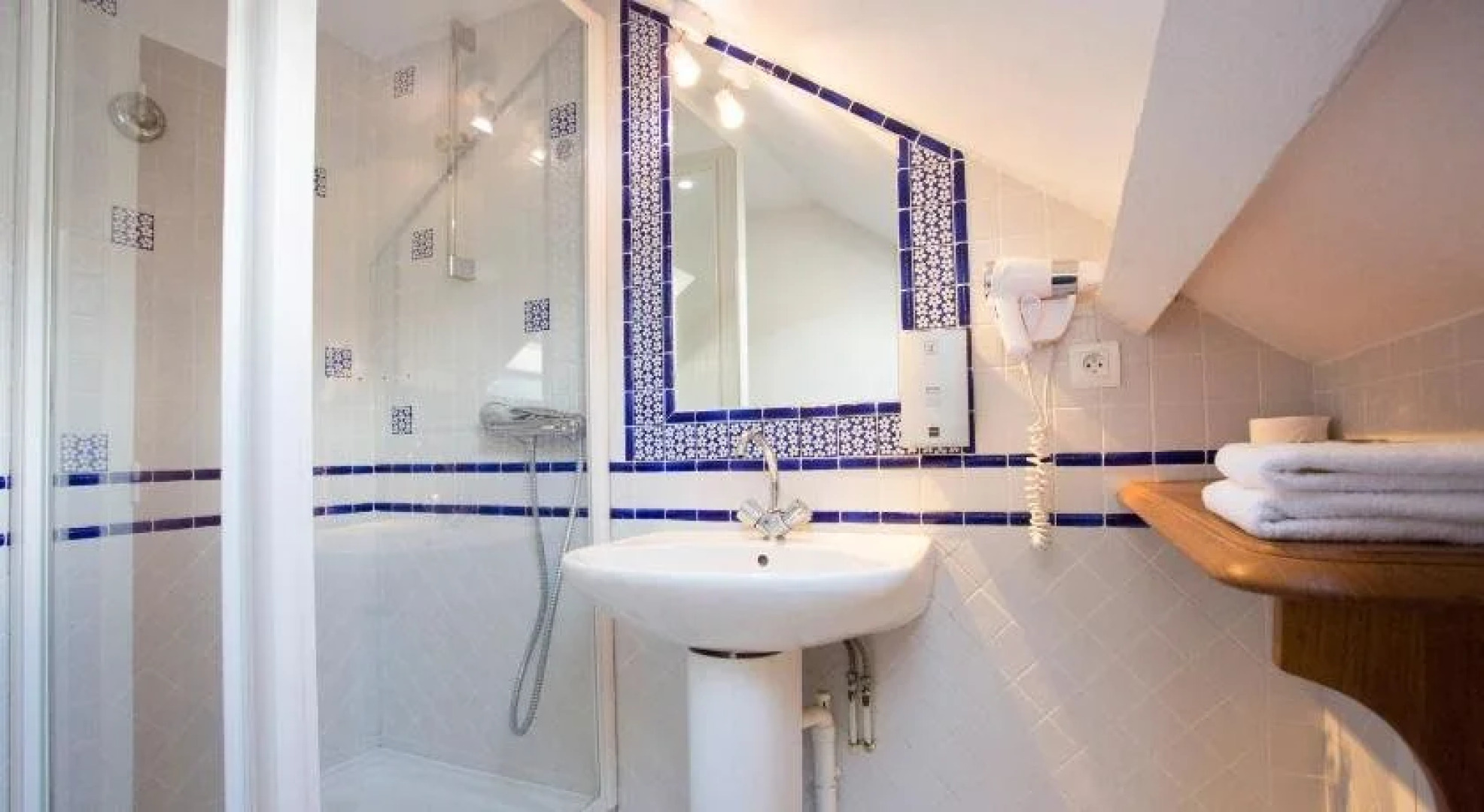 Hôtel Etchémaïté