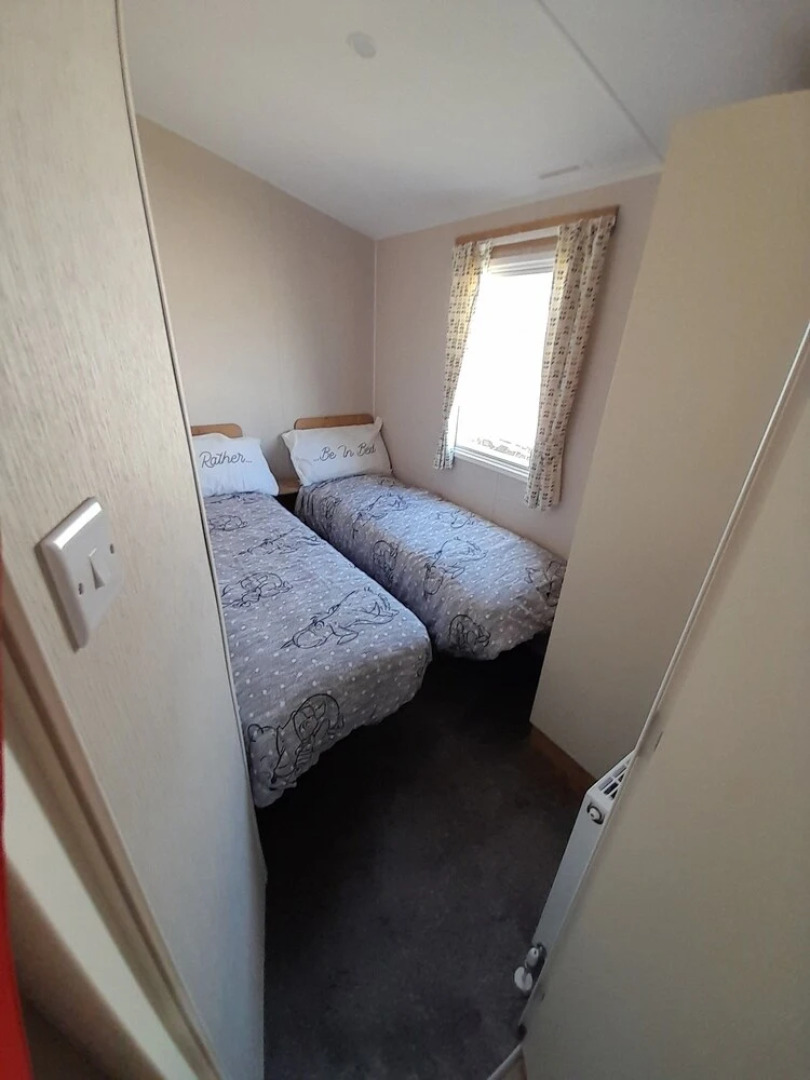 Lovely 3-bed new Caravan in Walton on the Naze