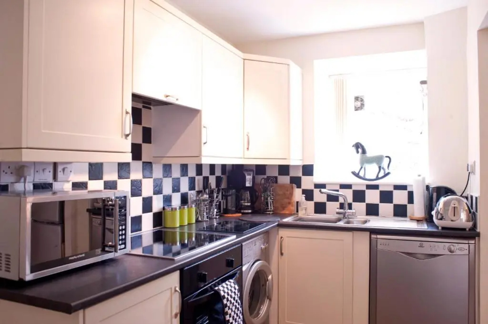 Bryn Melyn Farm Cottages- 5 Luxury Cottages In A Stunning Setting with Wood Fired Hot Tub