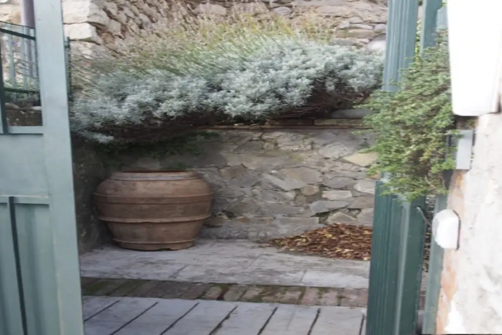 Casabella With Garden